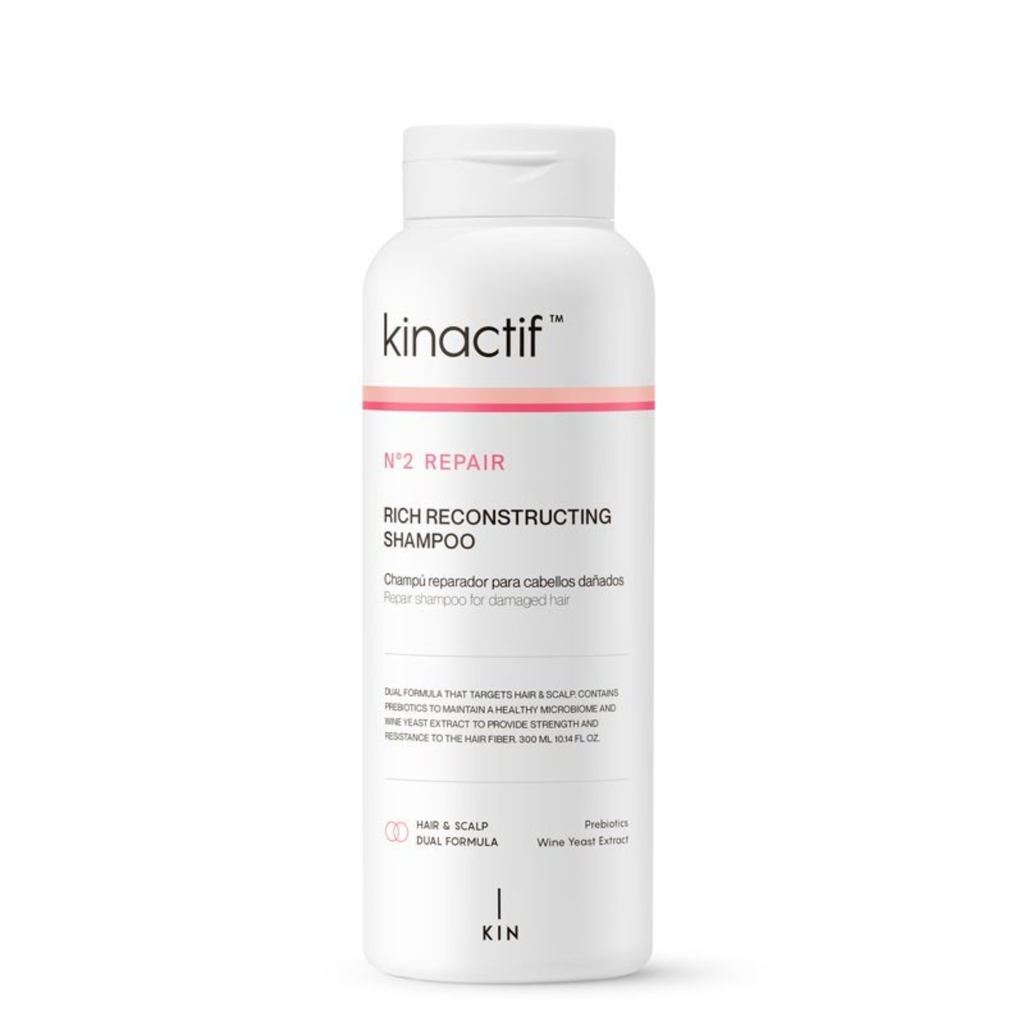 Kinactif Rich Reconstructing Shampoo for damaged hair bottle on a white background